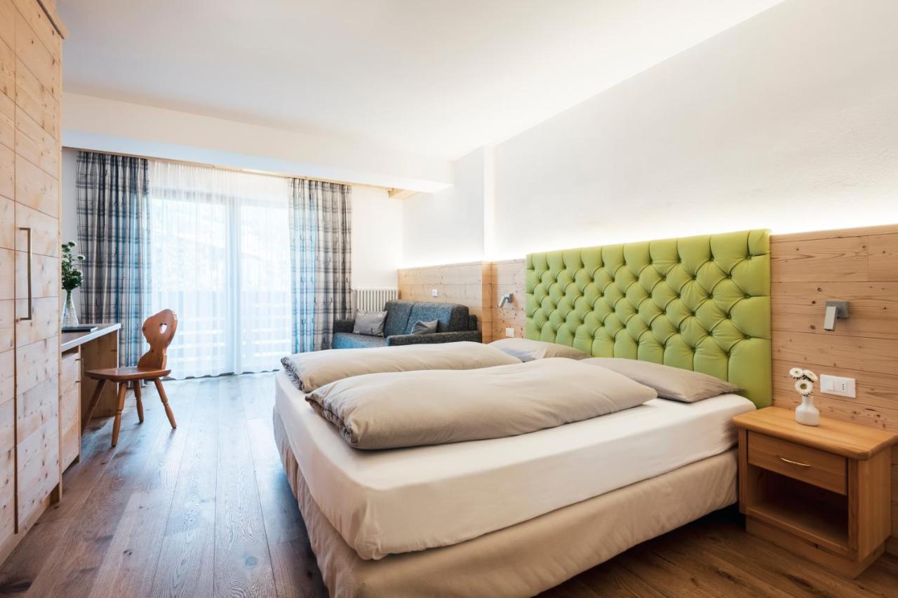 Piccolo Hotel Claudia No Pets Сан-Виджилио-ди-Мареббе Экстерьер фото