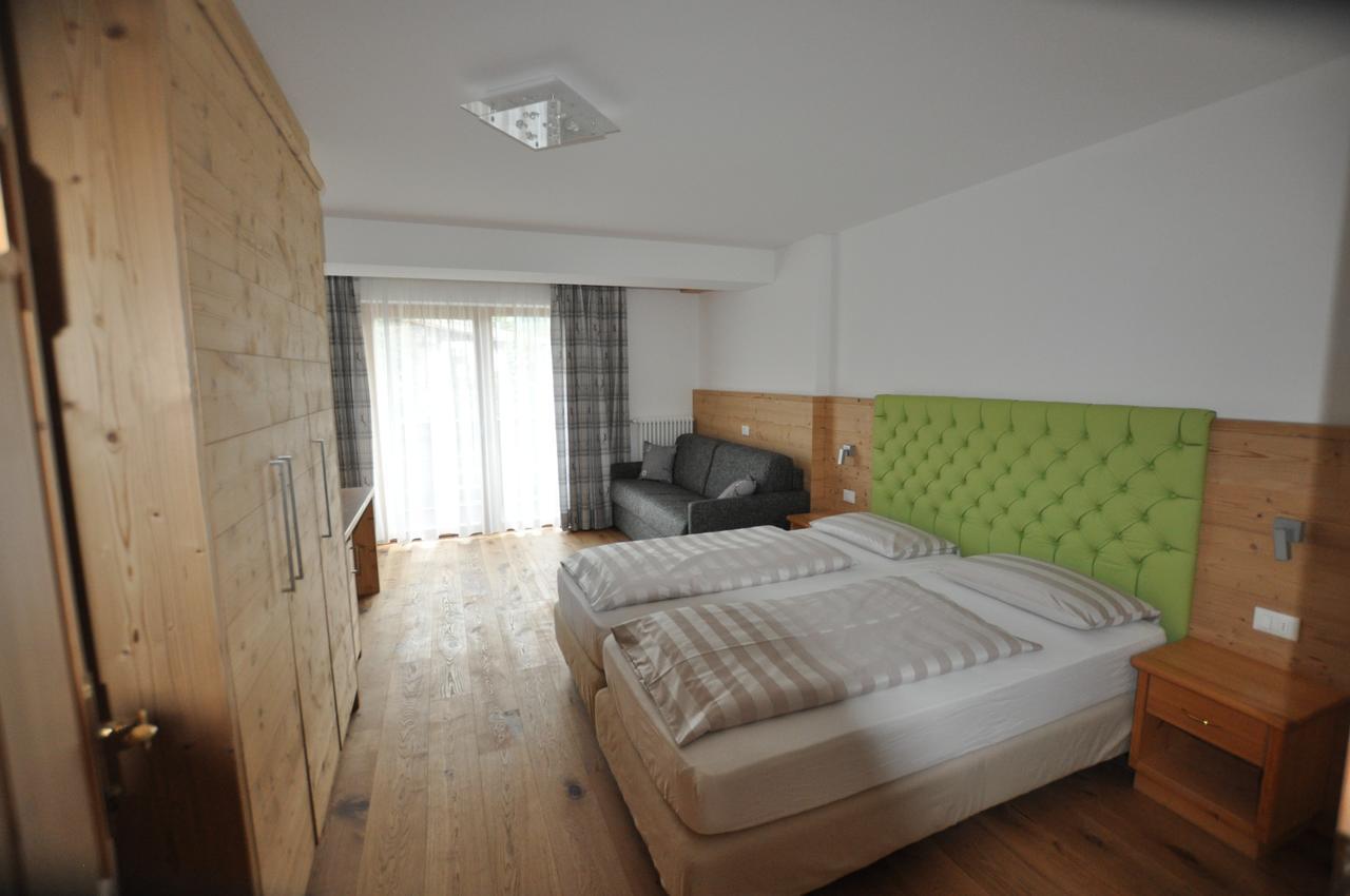 Piccolo Hotel Claudia No Pets Сан-Виджилио-ди-Мареббе Экстерьер фото